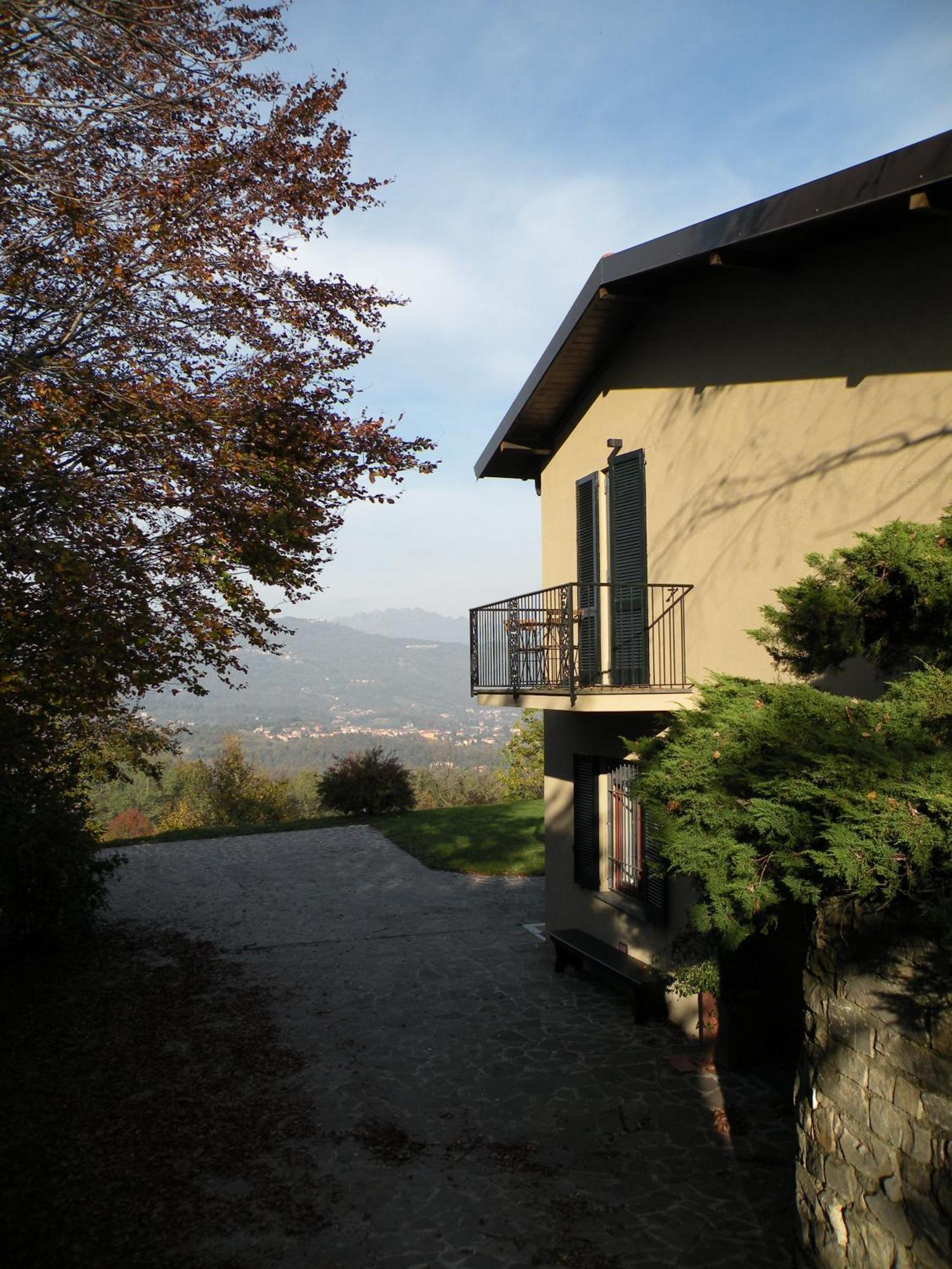 Villa Castagna Amara Montevecchia Exterior foto